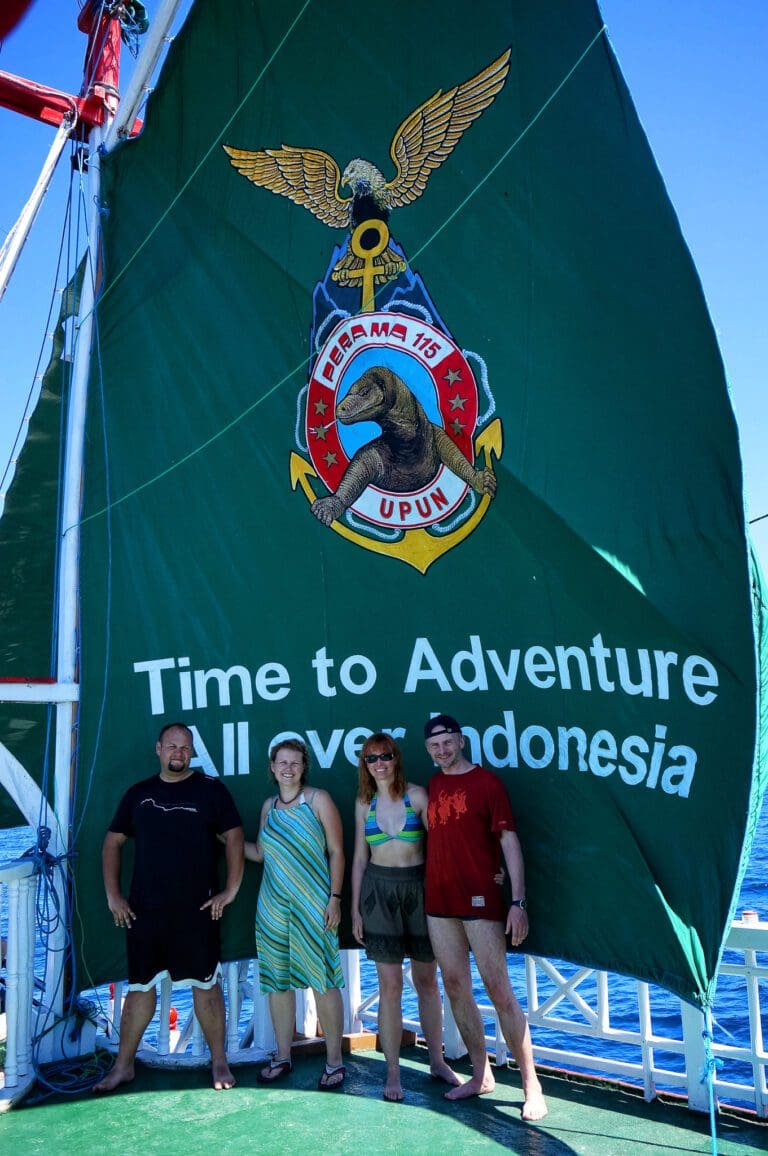 Indonezja - Dzień XVI Na łodzi, wyspa Mojo, powrót na Lombok 18 Indonezja – Dzień XVI Na łodzi, wyspa Mojo, powrót na Lombok
