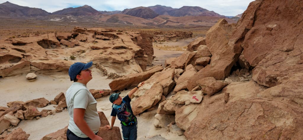 Yerbas Buenas – petroglify na pustyni Atacama