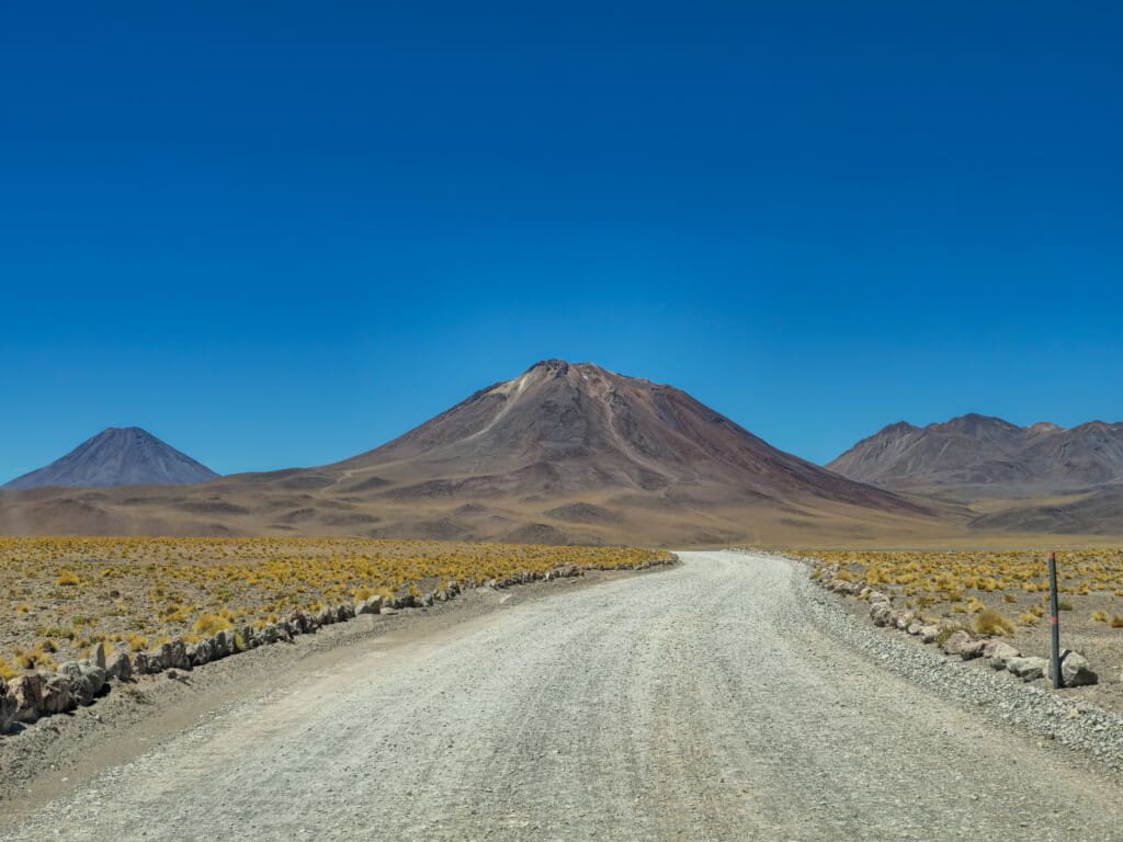Lagunas Miscanti i Miñiques – surowe piękno Chile