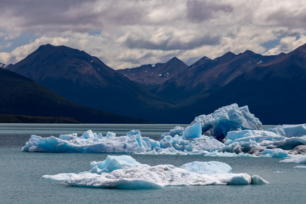- lodowiec Perito Moreno