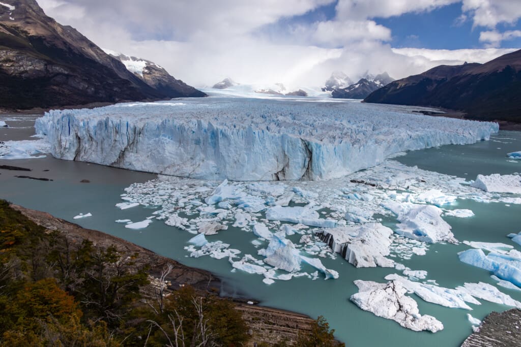 - lodowiec Perito Moreno
