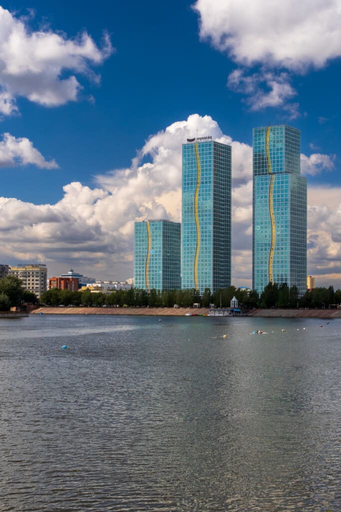 Astana, nad rzeką Esil