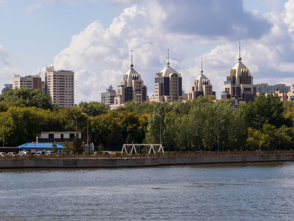 Astana, nad rzeką Esil